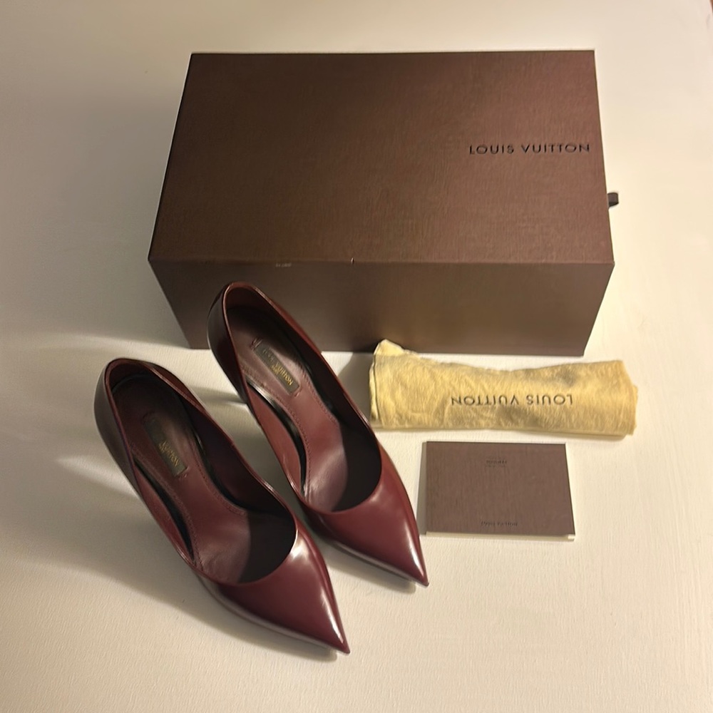 Louis Vuitton Eyeline Pump